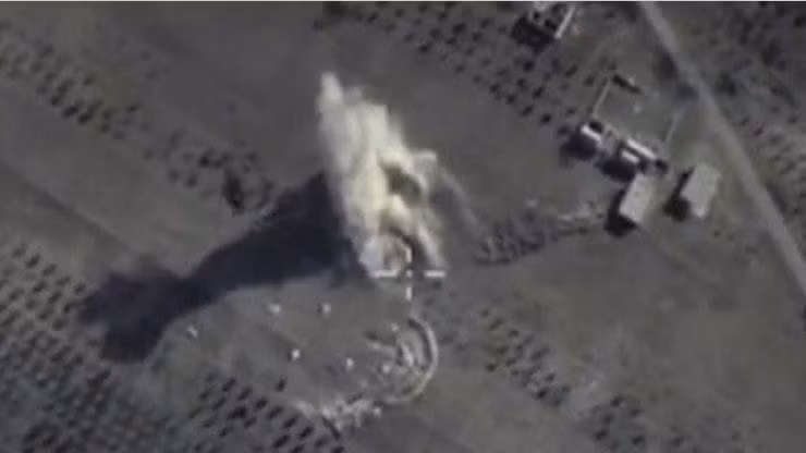 Nga không kích IS ở Syria Nga không kích IS ở Syria