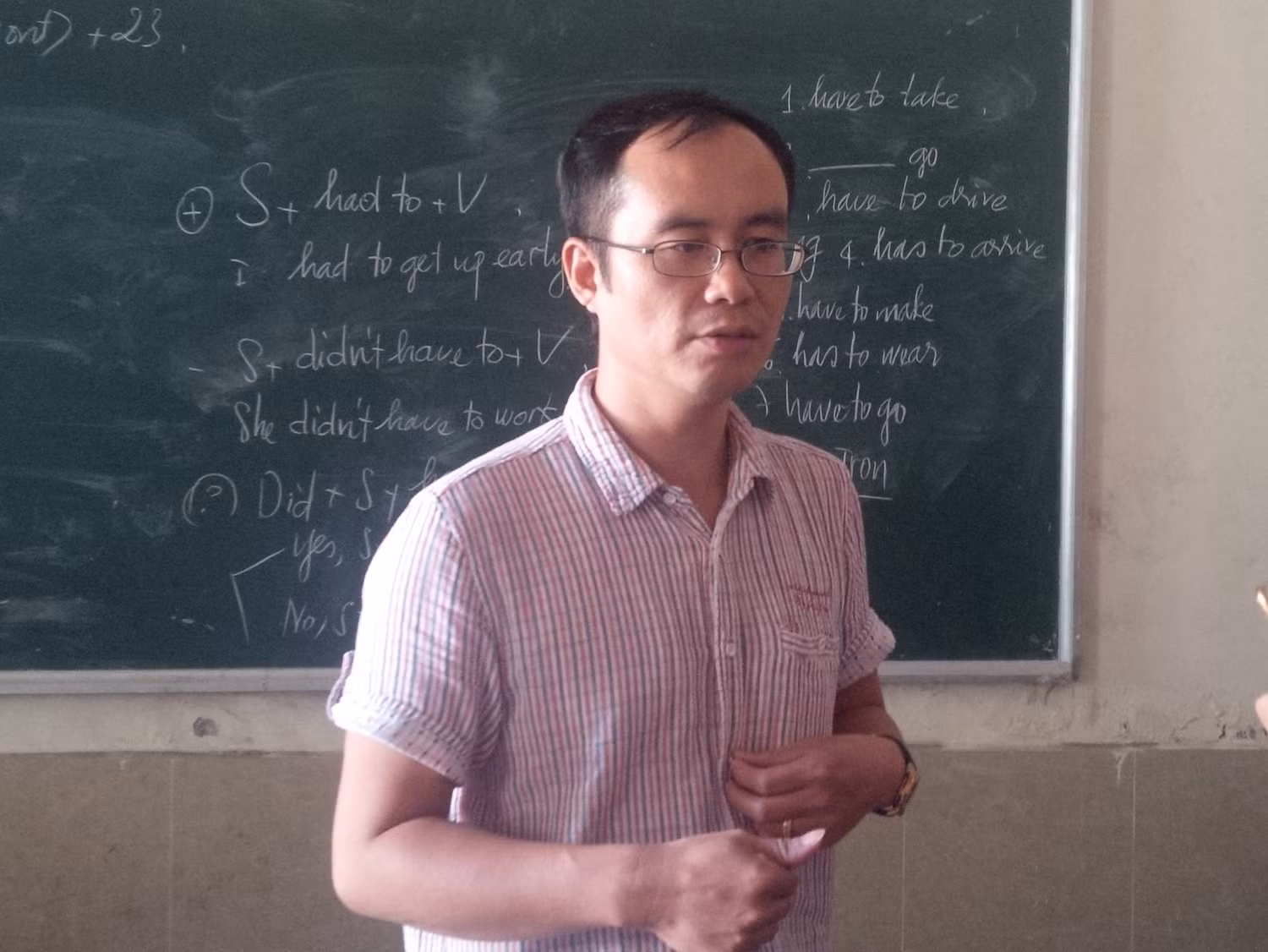 Ông Dương Quốc Tuấn được xác định được bổ nhiệm sau khi chị dâu là bà Dương Minh Ánh về làm Hiệu trưởng. Ảnh: Vũ Phương. Ông Dương Quốc Tuấn được xác định được bổ nhiệm sau khi chị dâu là bà Dương Minh Ánh về làm Hiệu trưởng. Ảnh: Vũ Phương.