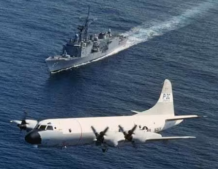 "Thợ săn" P-3C của Hải quân Mỹ, mối đe dọa của tàu ngầm hạt nhân Trung Quốc. "Thợ săn" P-3C của Hải quân Mỹ, mối đe dọa của tàu ngầm hạt nhân Trung Quốc.