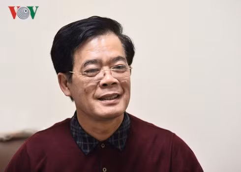 Nhà báo Nhị Lê - Phó Tổng Biên tập Tạp chí Cộng sản