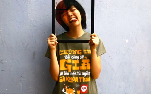 Nhiều bạn trẻ cảm thấy phản cảm khi đọc thấy những câu thơ theo thể thơ tự chế mới.