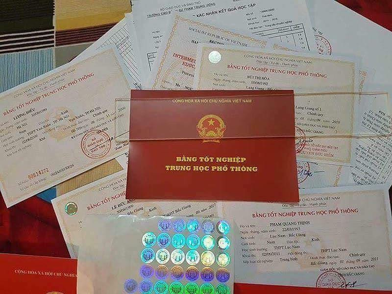 Bằng cấp giả là ung nhọt của xã hội ( Ảnh: Vũ Ninh) Bằng cấp giả là ung nhọt của xã hội ( Ảnh: Vũ Ninh)