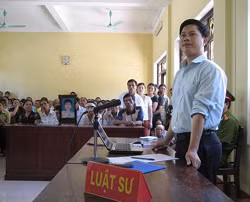 Luật sư Nguyễn Văn Tú - Giám đốc Công ty luật TNHH Fanci, Phó chủ nhiệm Đoàn luật sư Bắc Giang. Luật sư Nguyễn Văn Tú - Giám đốc Công ty luật TNHH Fanci, Phó chủ nhiệm Đoàn luật sư Bắc Giang.