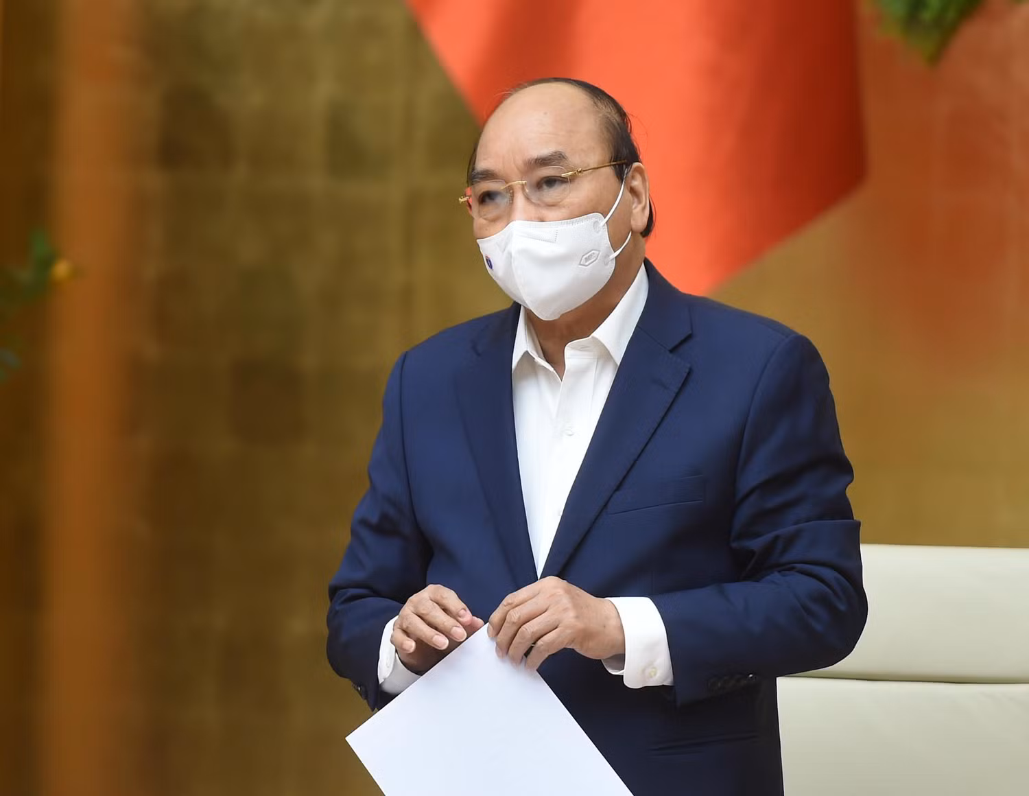 Thủ tướng Nguyễn Xuân Phúc đề nghị tạo mọi điều kiện cho kinh tế tư nhân yên tâm đầu tư, kinh doanh. Ảnh: VGP/Quang Hiếu