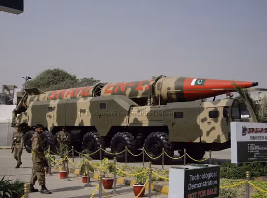 Tên lửa đạn đạo Shaheen-2 của Pakistan