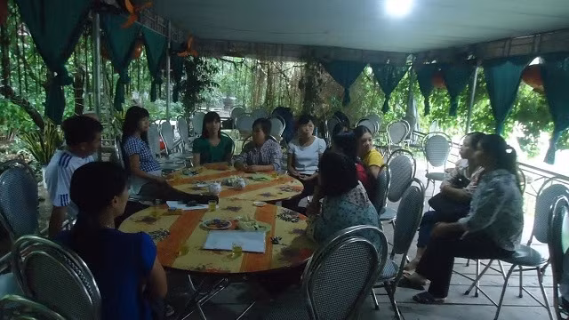 Hàng trăm giáo viên ở Yên Định đang kêu cứu vì quyết định chóng vánh của Ủy ban Nhân dân huyện Yên Định (Thanh Hóa) (Ảnh: phapluatplus.vn).