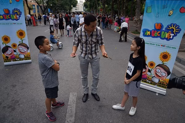 Chương trình Vì tầm vóc Việt có chủ đề “Con tự lập” trên VTV24.