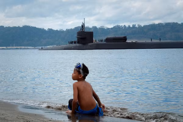 Vịnh Subic, ảnh: The New York Times.