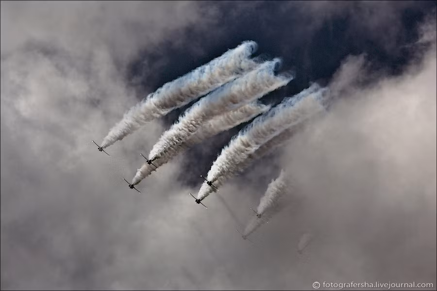 T-50B là máy bay phản lực huấn luyện siêu âm được trang bị hệ thống điện tử hiện đại với công nghệ tiên tiến. T-50B là máy bay phản lực huấn luyện siêu âm được trang bị hệ thống điện tử hiện đại với công nghệ tiên tiến.
