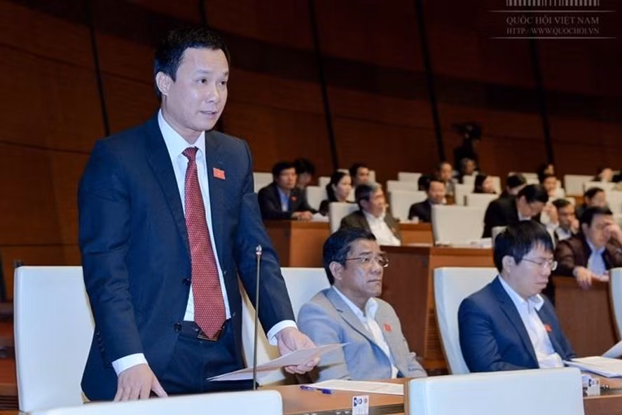 Đại biểu Triệu Thế Hùng: "Cần sự cởi mở cho cả trường đại học công lập và tư thục". (Ảnh: Quochoi.vn) Đại biểu Triệu Thế Hùng: "Cần sự cởi mở cho cả trường đại học công lập và tư thục". (Ảnh: Quochoi.vn)