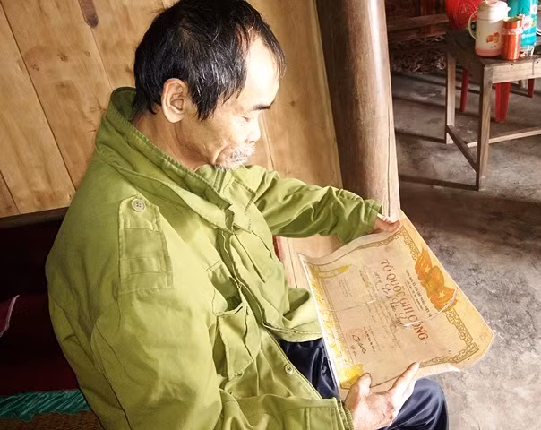 Những ngày tháng 3 luôn nhắc nhớ chúng ta không quên sự hy sinh của thế hệ trước để bảo vệ chủ quyền biển đảo (Ảnh: Thủy Phan) Những ngày tháng 3 luôn nhắc nhớ chúng ta không quên sự hy sinh của thế hệ trước để bảo vệ chủ quyền biển đảo (Ảnh: Thủy Phan)