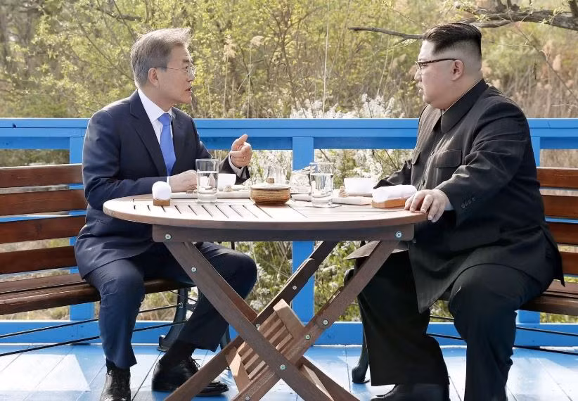 Ông Kim Jong-un đang tạo thế chân vạc với Donald Trump và Tập Cận Bình ảnh 2 Ông Kim Jong-un đang tạo thế chân vạc với Donald Trump và Tập Cận Bình ảnh 2