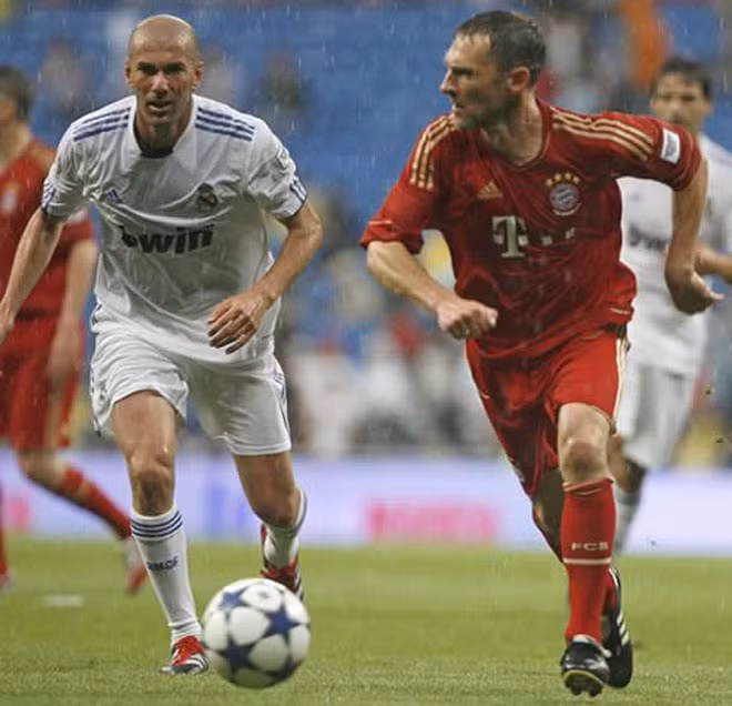 Real-Bayern luôn là một trận cầu căng thẳng, đáng để chờ đợi. Real-Bayern luôn là một trận cầu căng thẳng, đáng để chờ đợi.