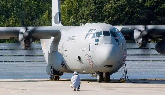 Máy bay vận tải chiến thuật C-130J Super Hercules của Ấn Độ, mua của Mỹ