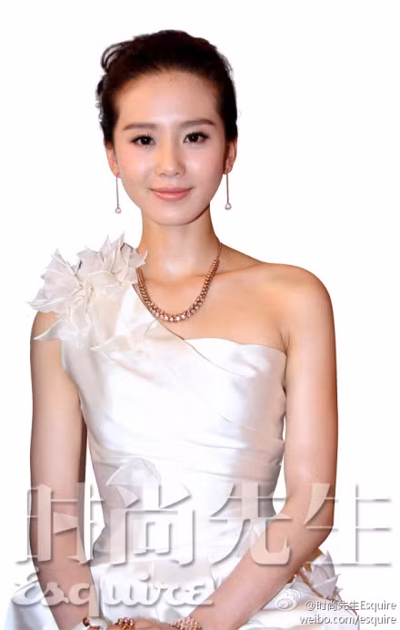 Bạn rất thường xuyên bắt gặp một Lưu Thi Thi xinh đẹp lộng lẫy và thuần khiết như thế này trong các sự kiện... Bạn rất thường xuyên bắt gặp một Lưu Thi Thi xinh đẹp lộng lẫy và thuần khiết như thế này trong các sự kiện...
