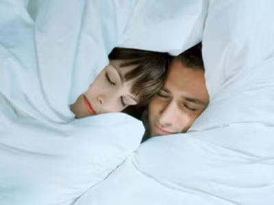 Ngược lại, nếu rối loạn này xảy ra vào mùa xuân - hè (một dạng hiếm gặp hơn nhiều, còn gọi là trầm cảm mùa hè) thì lại có các triệu chứng đối ngược, chẳng hạn gia tăng ham muốn tình dục. Ngược lại, nếu rối loạn này xảy ra vào mùa xuân - hè (một dạng hiếm gặp hơn nhiều, còn gọi là trầm cảm mùa hè) thì lại có các triệu chứng đối ngược, chẳng hạn gia tăng ham muốn tình dục.