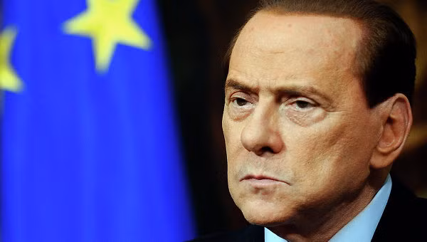 Thủ tướng Berlusconi Thủ tướng Berlusconi