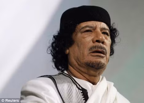 Hiện vẫn chưa rõ liệu Đại tá Gaddafi đã xem bức thư trên hay chưa. Hiện vẫn chưa rõ liệu Đại tá Gaddafi đã xem bức thư trên hay chưa.