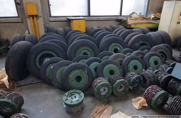 Bên trong xưởng sản xuất máy bay quân sự của Nga