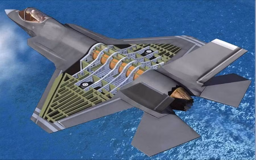 Bên trong xưởng sản xuất máy bay quân sự của Mỹ