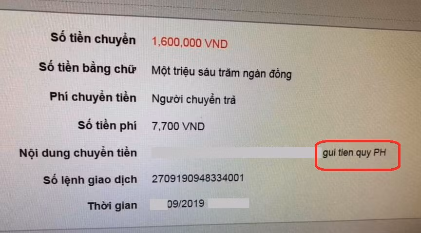 Một phụ huynh lớp 1 Trường Tiểu học Kim Đồng nộp quỹ phụ huynh lớp (nội dung nộp khoanh đỏ) số tiền 1,6 triệu đồng kỳ 1 năm học 2019-2020. Ảnh: NVCC. Một phụ huynh lớp 1 Trường Tiểu học Kim Đồng nộp quỹ phụ huynh lớp (nội dung nộp khoanh đỏ) số tiền 1,6 triệu đồng kỳ 1 năm học 2019-2020. Ảnh: NVCC.
