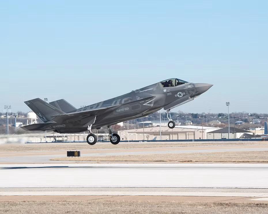 Máy bay chiến đấu tàng hình F-35 Mỹ