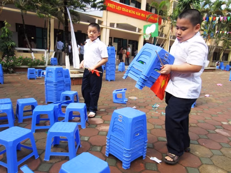 ... và siêng năng lao động