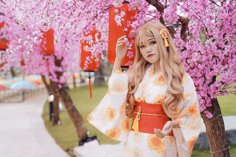 Một phần cosplay đầu tư về trang phục và thần thái xuất sắc. Một phần cosplay đầu tư về trang phục và thần thái xuất sắc.