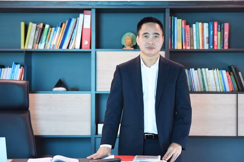 Ông Phạm Mạnh Hùng hiện đang là Tổng Biên tập Báo điện tử VOV. Ông Phạm Mạnh Hùng hiện đang là Tổng Biên tập Báo điện tử VOV.