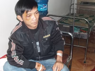Kiểm lâm Đào Công Thắng nói ông có mặt trên xe gỗ lậu là để ’Truyền đạt thông tin, xin xỏ cho lãnh đạo’ của ông Kiểm lâm Đào Công Thắng nói ông có mặt trên xe gỗ lậu là để ’Truyền đạt thông tin, xin xỏ cho lãnh đạo’ của ông