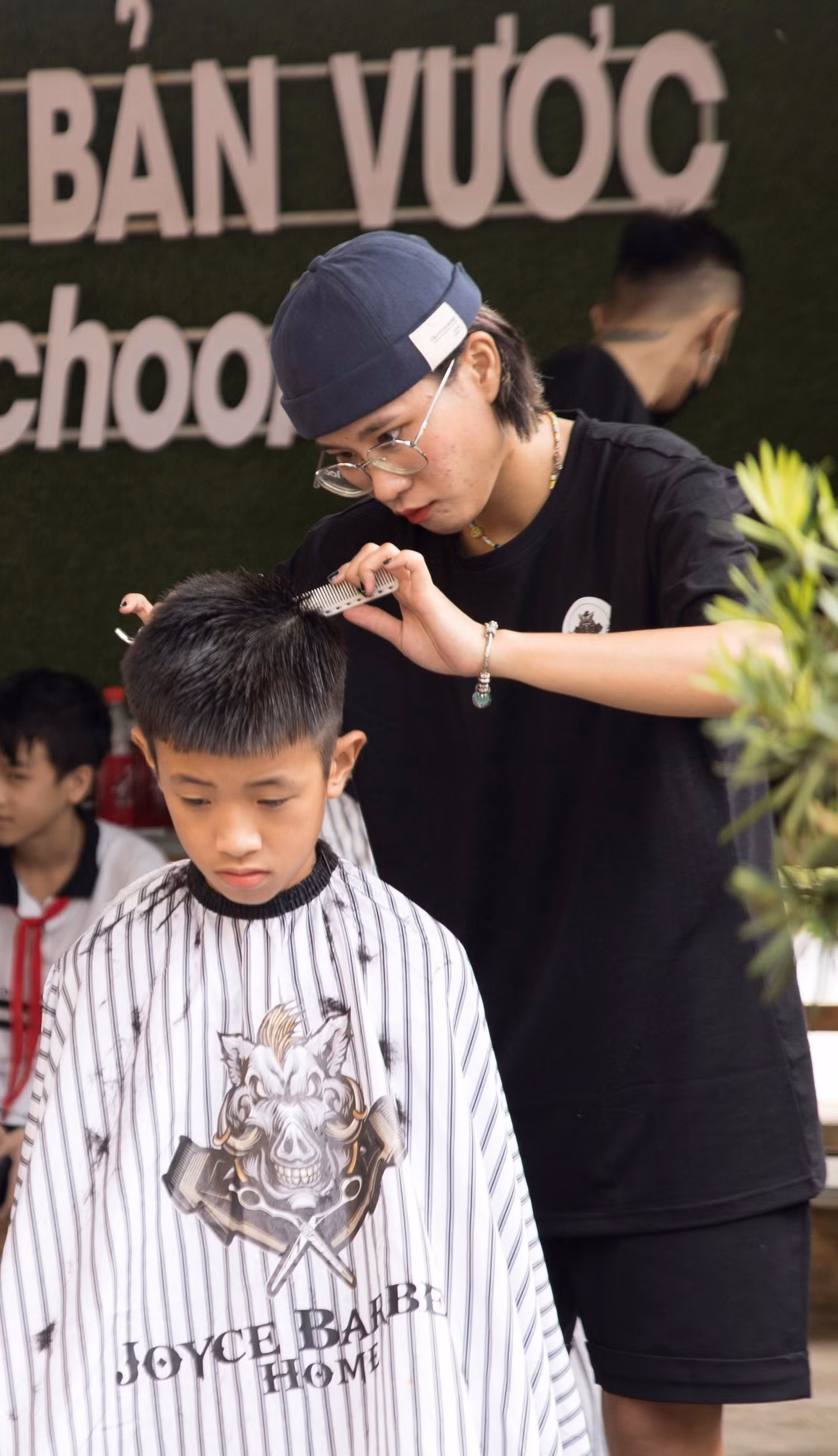 Khám, nhổ răng miễn phí và tập huấn chống xâm hại cho học sinh Bản Vược, Lào Cai ảnh 6 Khám, nhổ răng miễn phí và tập huấn chống xâm hại cho học sinh Bản Vược, Lào Cai ảnh 6
