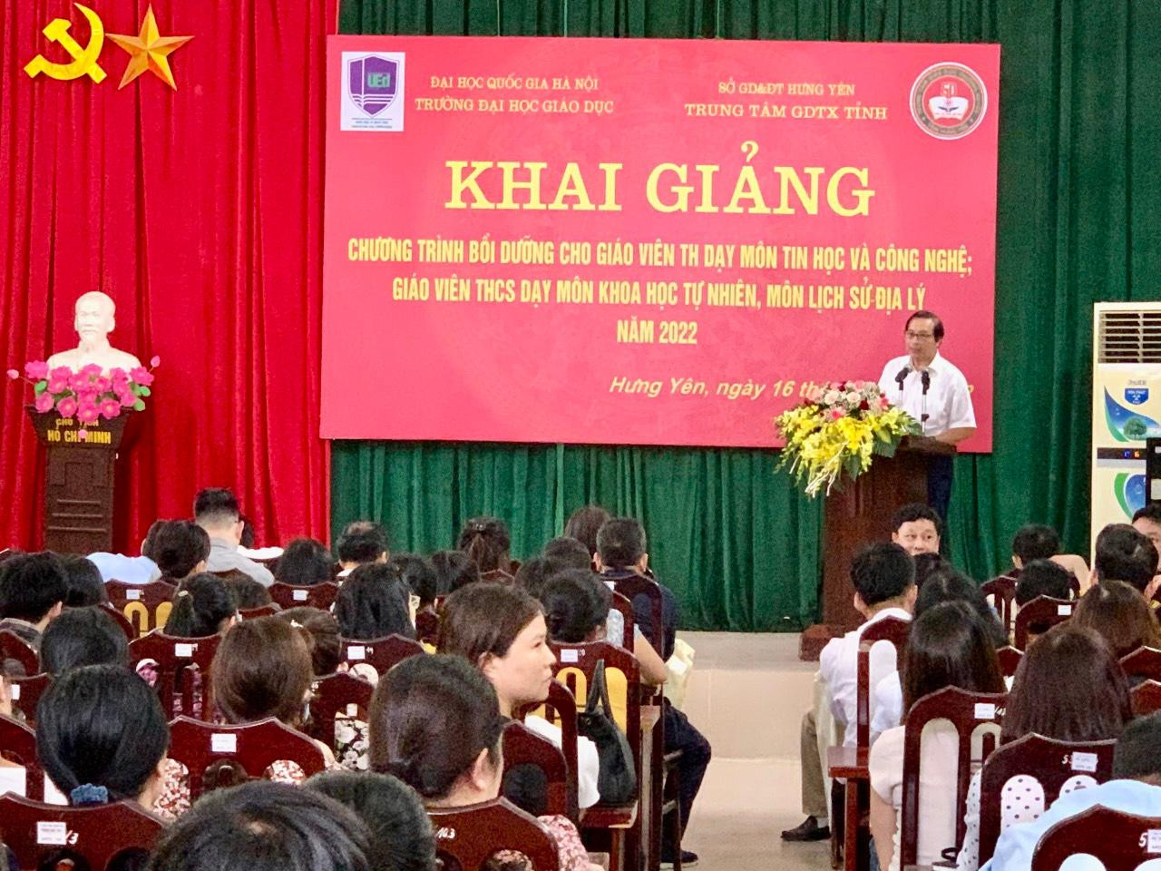 Ông Nguyễn Văn Phê (Giám đốc Sở Giáo dục và Đào tạo tỉnh Hưng Yên) phát biểu. (Ảnh: education.vnu.edu.vn).
