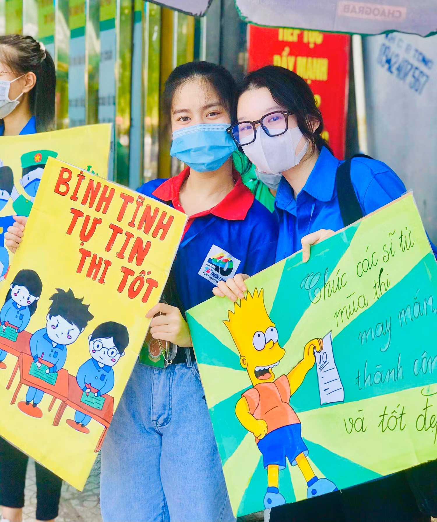 Những lời động viên được lực lượng thanh niên tình nguyện gửi gắm tới các thí sinh (Ảnh: CTV)