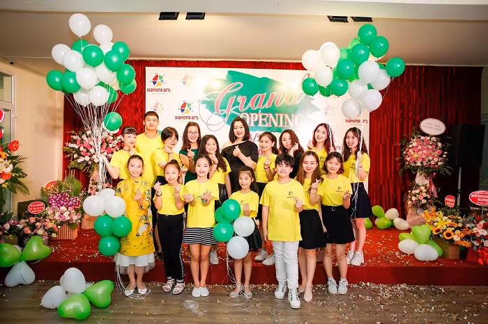 Học viên trong buổi Khai trương.