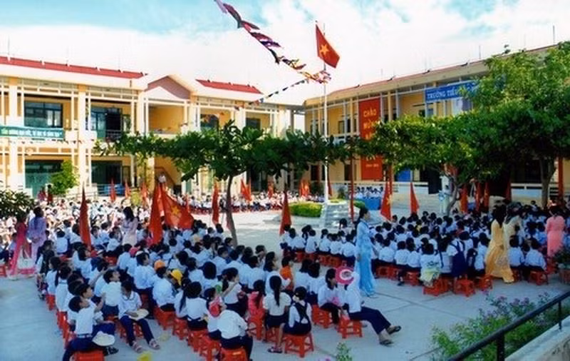 Trường Lê Hồng Phong ‘chạy nước rút’ đón trường chuẩn Quốc gia ảnh 4