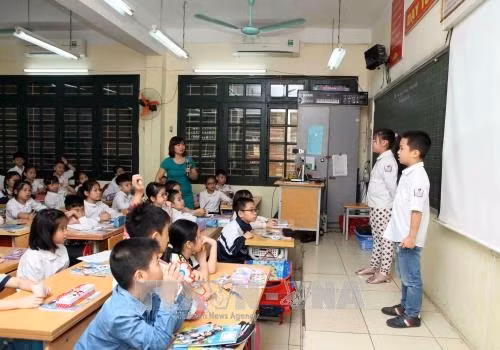 Cứ "thỏa thuận" được với phụ huynh là thoải mái thu tiền, Bộ chỉ đạo vô nghĩa? ảnh 4 Cứ "thỏa thuận" được với phụ huynh là thoải mái thu tiền, Bộ chỉ đạo vô nghĩa? ảnh 4