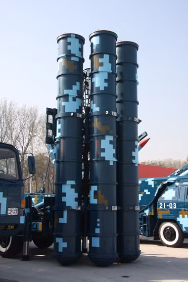 Tên lửa phòng không tầm xa HQ-9 của Trung Quốc.