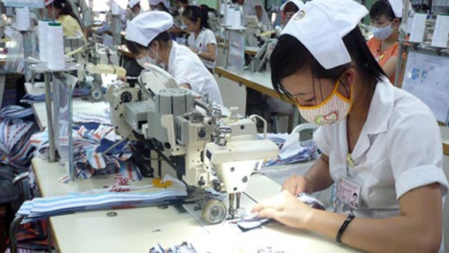 Hàng may mặc Việt Nam là mặt hàng xuất siêu vào Mỹ. Ảnh: VTV.