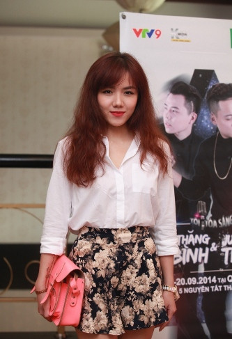 Ca sĩ Phương Ly