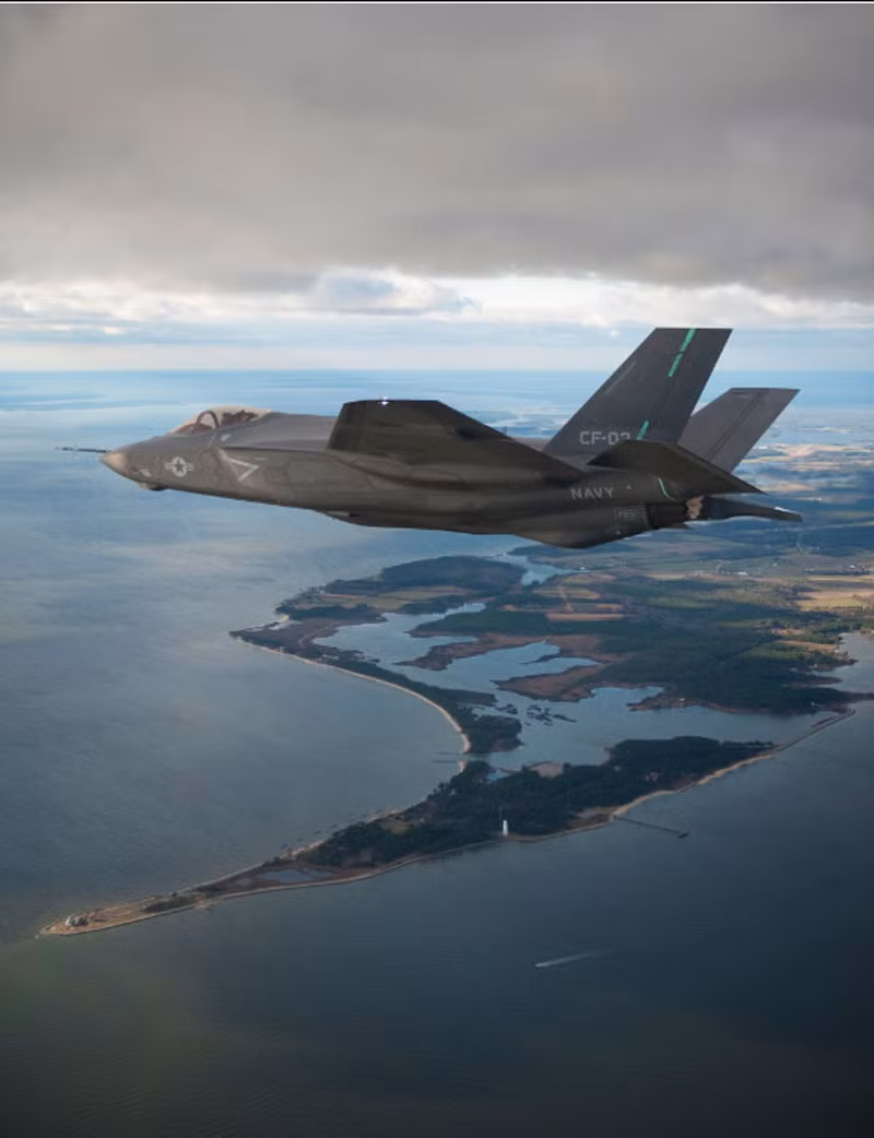 Chuyến bay thử nghiệm lần thứ 41 của siêu tiêm kích F-35C CF-2 Chuyến bay thử nghiệm lần thứ 41 của siêu tiêm kích F-35C CF-2