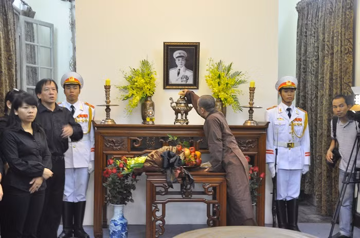 Bàn thờ Đại tướng Võ Nguyên Giáp tại nhà riêng