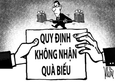 Cần có văn bản quy định về việc không nhận quà biếu tặng từ doanh nghiệp. (Ảnh minh họa trên Tạp chí Tổ chức Nhà nước)