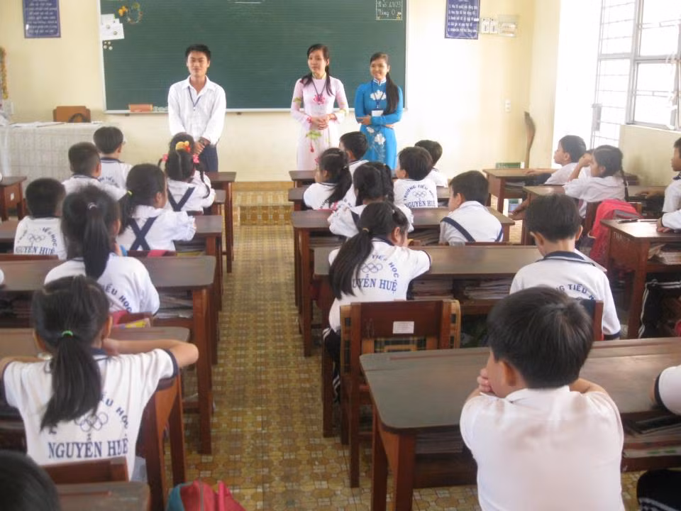 Sinh viên sư phạm đi thực tập. (Ảnh minh họa, nguồn: Sở Giáo dục và Đào Tạo Tỉnh Bình Phước)