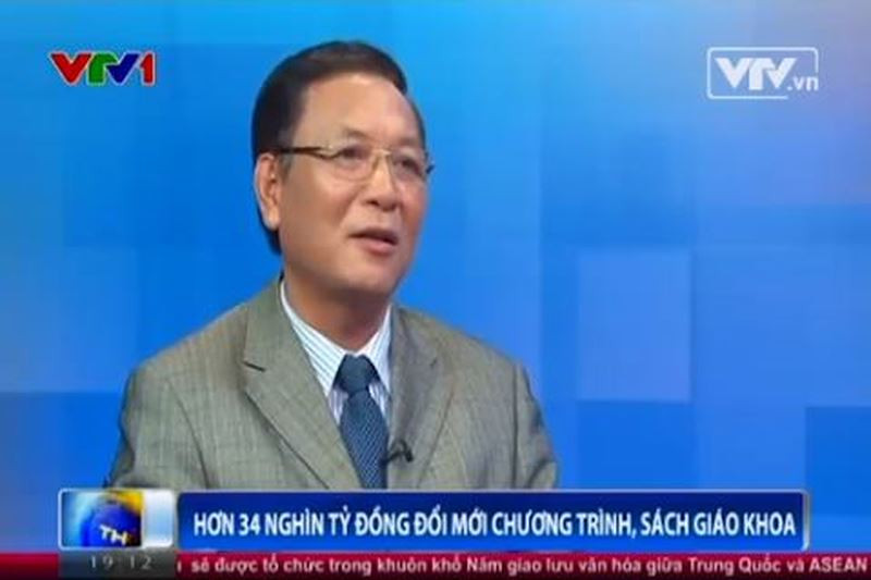 Sau khi Thứ trưởng Nguyễn Vinh Hiển lên VTV giải thích và bảo vệ con số 34 nghìn tỷ được 4 ngày, tối 20/4/2014 Bộ trưởng Phạm Vũ Luận lên VTV bác bỏ con số này. Ảnh chụp màn hình.