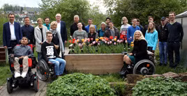 Bộ Gia đình và Xã hội, phòng chăm sóc người tàn tật thăm trường Stephen Hawking Bộ Gia đình và Xã hội, phòng chăm sóc người tàn tật thăm trường Stephen Hawking