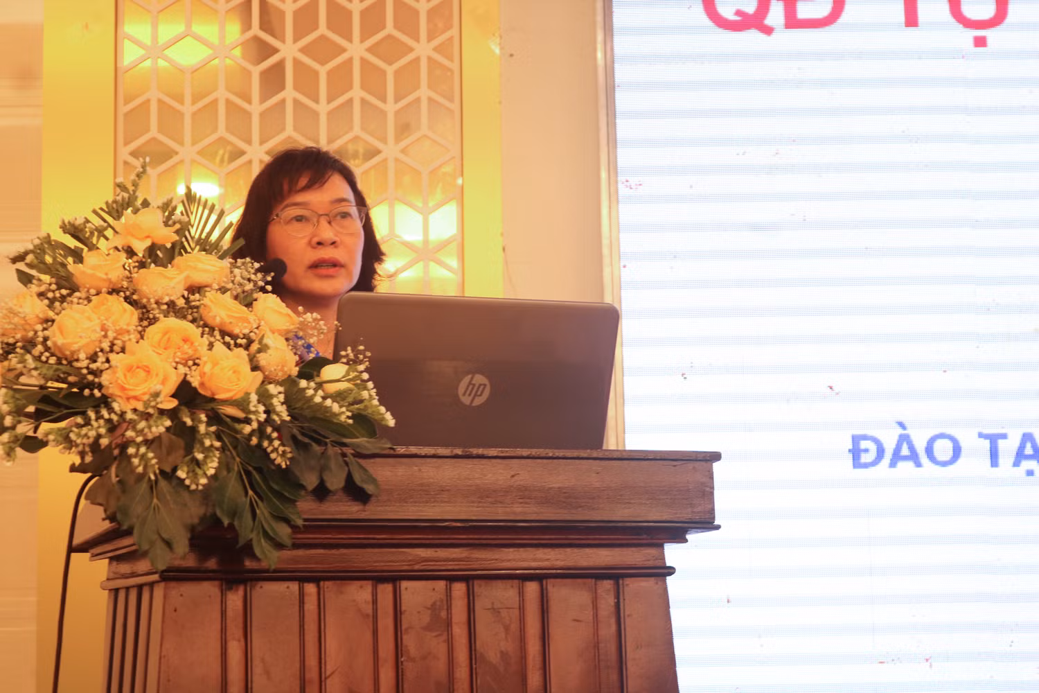 Phó giáo sư - Tiến sĩ Nguyễn Minh Phương, Chủ tịch Hội đồng trường Đại học Y Dược Cần Thơ phát biểu tại buổi tọa đàm. Ảnh: Doãn Nhàn