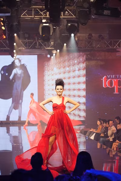 Giải thưởng "khủng" của Vietnam’s Next Top Model 2011 ảnh 1