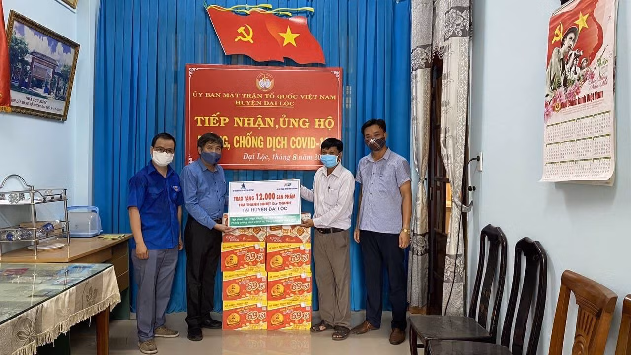 Trà Thanh Nhiệt Dr Thanh tiếp sức cho đồng bào, chiến sĩ tại Quảng Nam ảnh 3