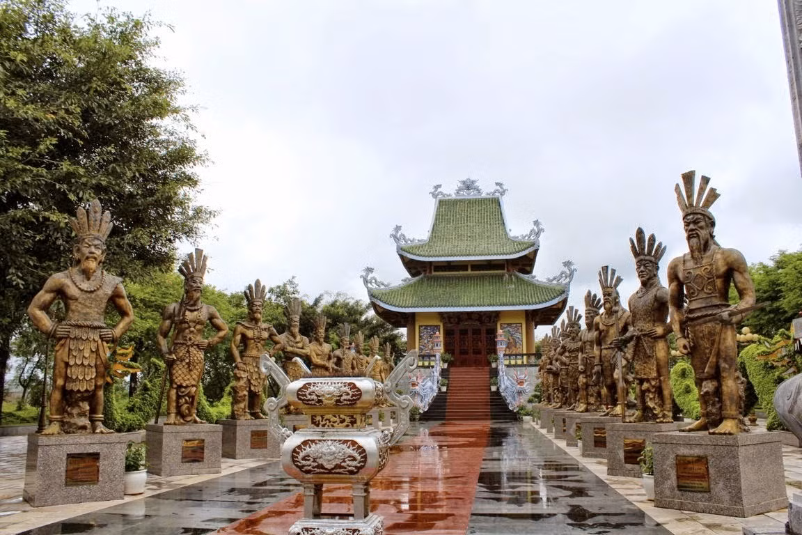 Giao dùi cho dân sẽ không sợ “đánh trống bỏ dùi” ảnh 4