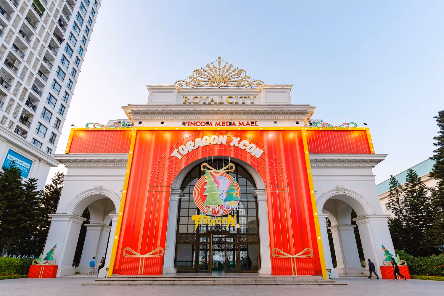 Hội chợ Art toy Giáng sinh đầu tiên tại Việt Nam sẵn sàng chào đón khách hàng. Hội chợ Art toy Giáng sinh đầu tiên tại Việt Nam sẵn sàng chào đón khách hàng.